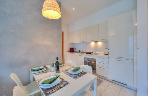 Lugano Apartment | Prestige du Lac 27