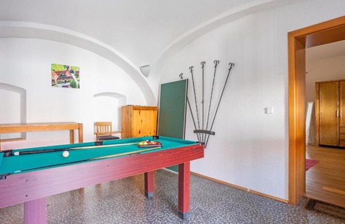 Loipersdorf bei Fuerstenfeld Apartment | Pretty holiday apartment in Bad Loipersdorf near F rstenfeld Styria