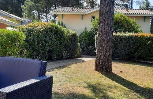 Le Verdon-sur-Mer House | Pretty holiday home in a residence with swimming pool