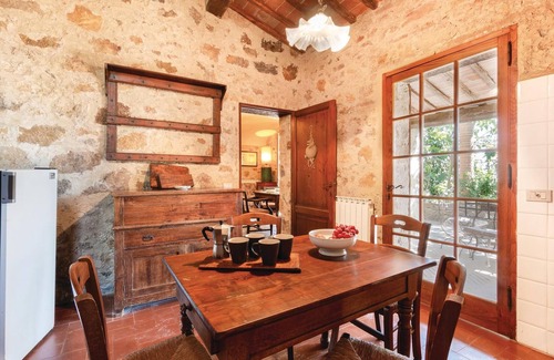Stigliano House | Pretty independent stone house in the small old village of Stigliano, just 20 km from Siena.