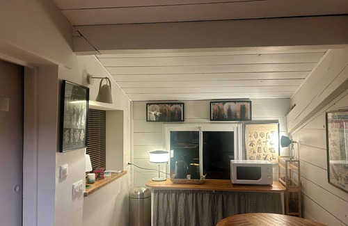 Ascain Cottage | PRETTY LITTLE HOUSE AT THE FOOT OF THE WALKS AND 500M FROM THE VILLAGE CENTER