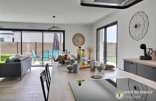 Cleder House | Pretty new house between sea and countryside in a quiet cul-de-sac location