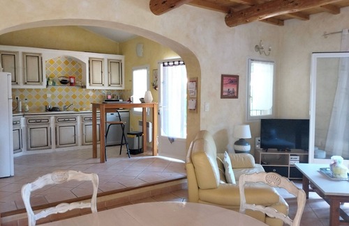 Saint-Saturnin-les-Apt House | PRETTY PROVENCAL VILLA IN THE HEART OF THE LUBÉRON PARK 7 MIN FROM GORDES