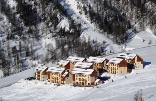Arvieux Apartment | PRETTY T2, 4/P 3 stars with pool floor (c. Agree vacation)