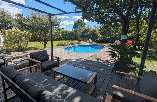 Joyeuse House | Pretty villa with private pool