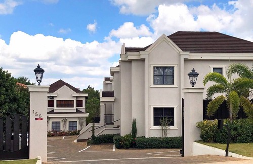 Mandeville Apartment | Pride Away Luxury at its best