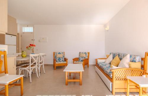 Arona Apartment | Primavera, POOL & WIFI & 24H SECURITY