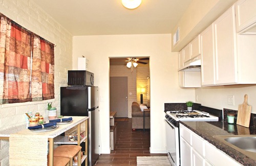 El Rio Acres House | Prime Gem Show Location