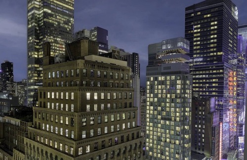 Midtown West Hotel | Prime Location! 3 Convenient Units Near National September 11 Memorial & Museum