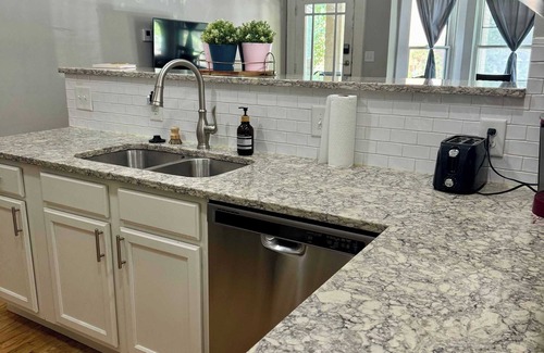 Victorian Village House | Prime Location - Short North - Free Parking