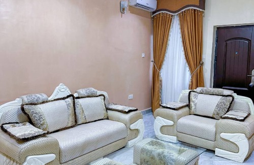 Utako House | Prime Residence Abuja: Short Stay Rental Apartment for Visitors and Travellers