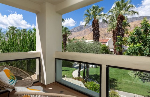 Canyon Corridor Condo | Prime South Palm Springs, Luxury 2 bed, 2 bath condo, VIEWS!