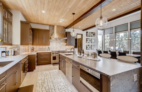The Highlands House | Prime Summer Vacation Dates are still available Book your Vacation now!