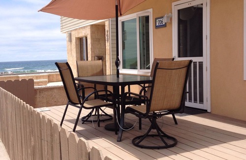 Mission Beach Cottage | Prime View Location, 1-House Back From Boardwalk Traffic; 3Br, 1.5Ba, Sleeps 6