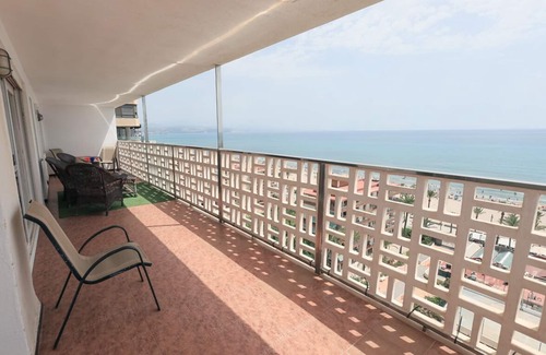 Playa de San Juan Apartment | Primera Línea de Playa con Excelentes Vistas