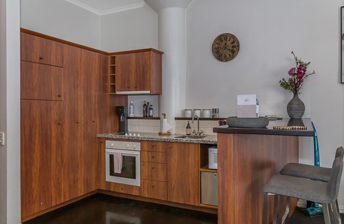 Auckland Central Business District House | Princes Wharf 1BR Home Away From Home