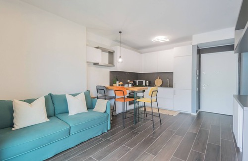 Como Apartment | Princess Sofia's Lake Retreat