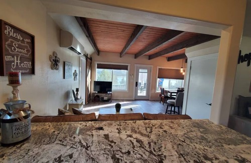 Prineville House | Prineville Resevoir Lake House