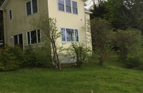 Stoddard House | Pristine Lakefront Cottage on Highland Lake in Stoddard, NH