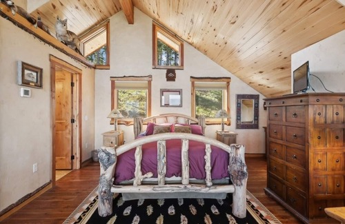 Somers House | Pristine & Private Glacier Chalet with Unmatched Flathead Lake & Mountain Views