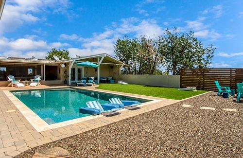 Cottonwood-Verde Village Apartment | PRIVATE 30' SWIMMING POOL & HOT TUB Amazing Views & Serenity Close to SEDONA!