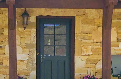 Gunnison House | Private and secluded mountain getaway!