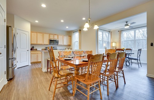 Johnstown House | Private Backyard! Spacious Home 25 Mi to Columbus