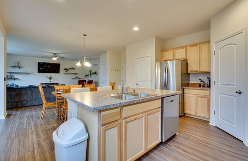 Johnstown House | Private Backyard! Spacious Home 25 Mi to Columbus