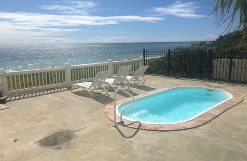 Estate Turner Hole Cottage | Private Beach Front Cottage