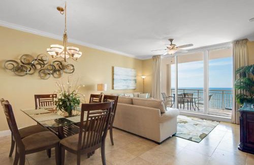 Ono Island Apartment | PRIVATE BEACH FRONT LUXURY CONDO, AMAZING VIEWS, INDiGO E, 5-STAR, - 2 BALCONES , "CHOICE AWARD"!