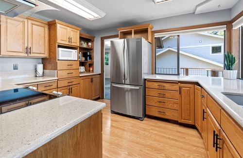 Poulsbo House | Private Beach in Little Norway, Hot Tub, 4000 sqft and more!