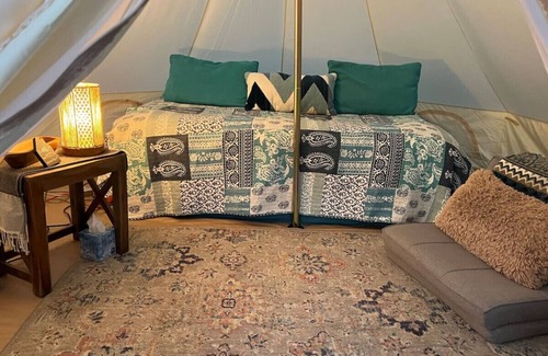 Desert Hot Springs RV Rental | Private Bungalow near Joshua Tree and Palm Springs