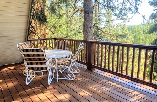 Mi-Wuk Village Cabin | Private cabin in a small mountain town surrounded by pine trees. Snow getaway