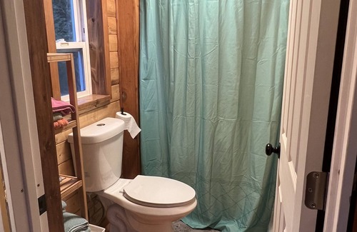 Diamond Ridge House | Private chalet on Diamond Ridge. Close to hiking trail with late check out!