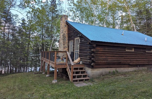 Remer Cabin | Private, cozy log cabin on beautiful Washburn Lake with 374 feet of lakeshore!