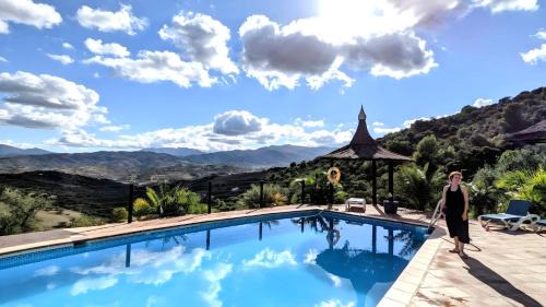 Alozaina Ski Chalet | Private detached chalet MI DUSHI with OPTIONAL private jacuzzi