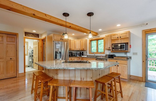 Paradise Point House | Private Dock, Fire Pit & Cozy Interiors