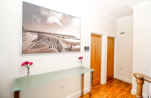 Bishopsgate Apartment | Private en-suite Room @ Liverpool street, Brick Ln