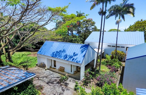 Pepeekeo Cottage | Private Garden Cottage on 5 acre country estate/Walk to the Botanic Gardens!