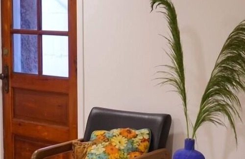 Kingfield House | Private Garden-Level Studio