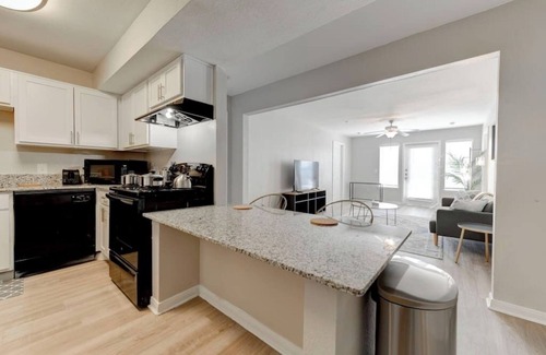 Pleasant Valley Apartment | Private Gated 4BR 4BA Home Away From Home Near DT