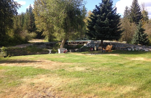 Okanagan-Similkameen Cabin | Private Getaway by a Creek on 20 acres