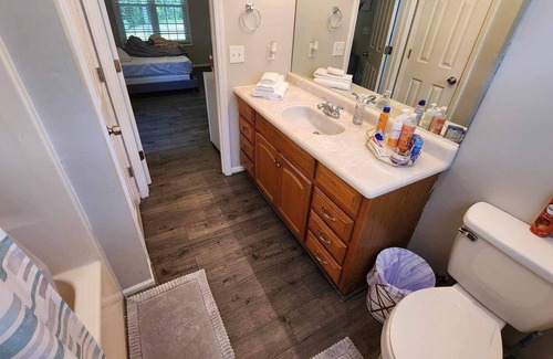 Winston - Salem House | Private guest suite with separate entrance -Pet friendly