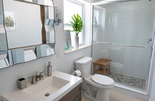 Riverside Heights House | Private guesthouse - close to downtown Tampa