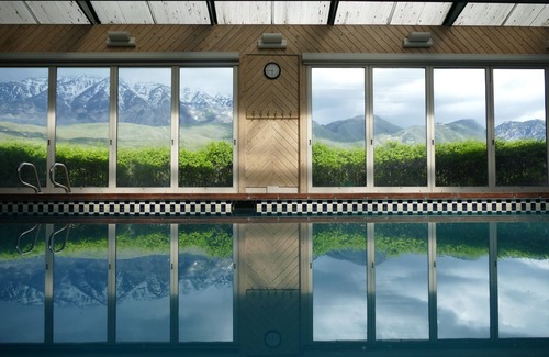 Orchard South House | Private heatedPOOL JACUZZI SAUNA Ind Court + lower 2 levelsMansion! 8000sqFt