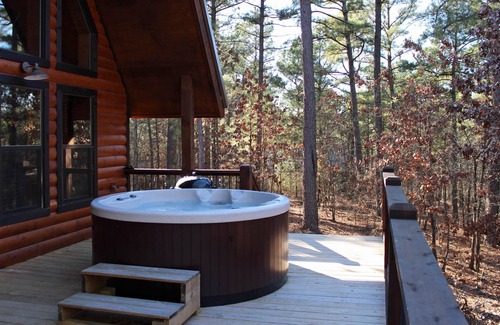 Broken Bow Cabin | Private Hilltop Couples Honeymoon Cabin on 2 Acres