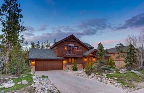 The Reserve House | Private hot tub, private in home sauna, close to F