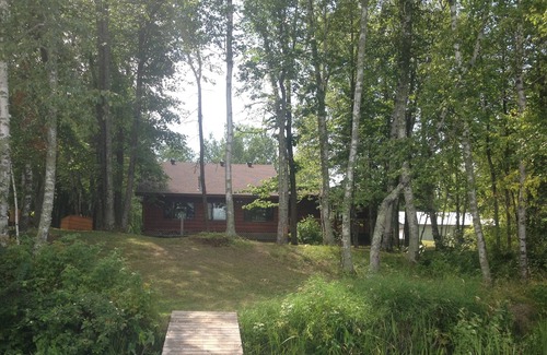 Marcell Cabin | Private, Lake-front Cabin, Remodelded in 2015!