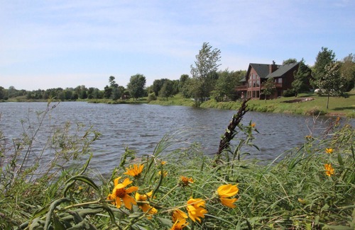 Norwalk Cabin | Private lake, lodge and 23 acre retreat south of Des Moines IA