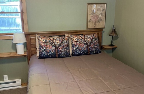 Au Train Cottage | Private Lake Superior Access At This Quaint, Clean, Cottage. Great Location!